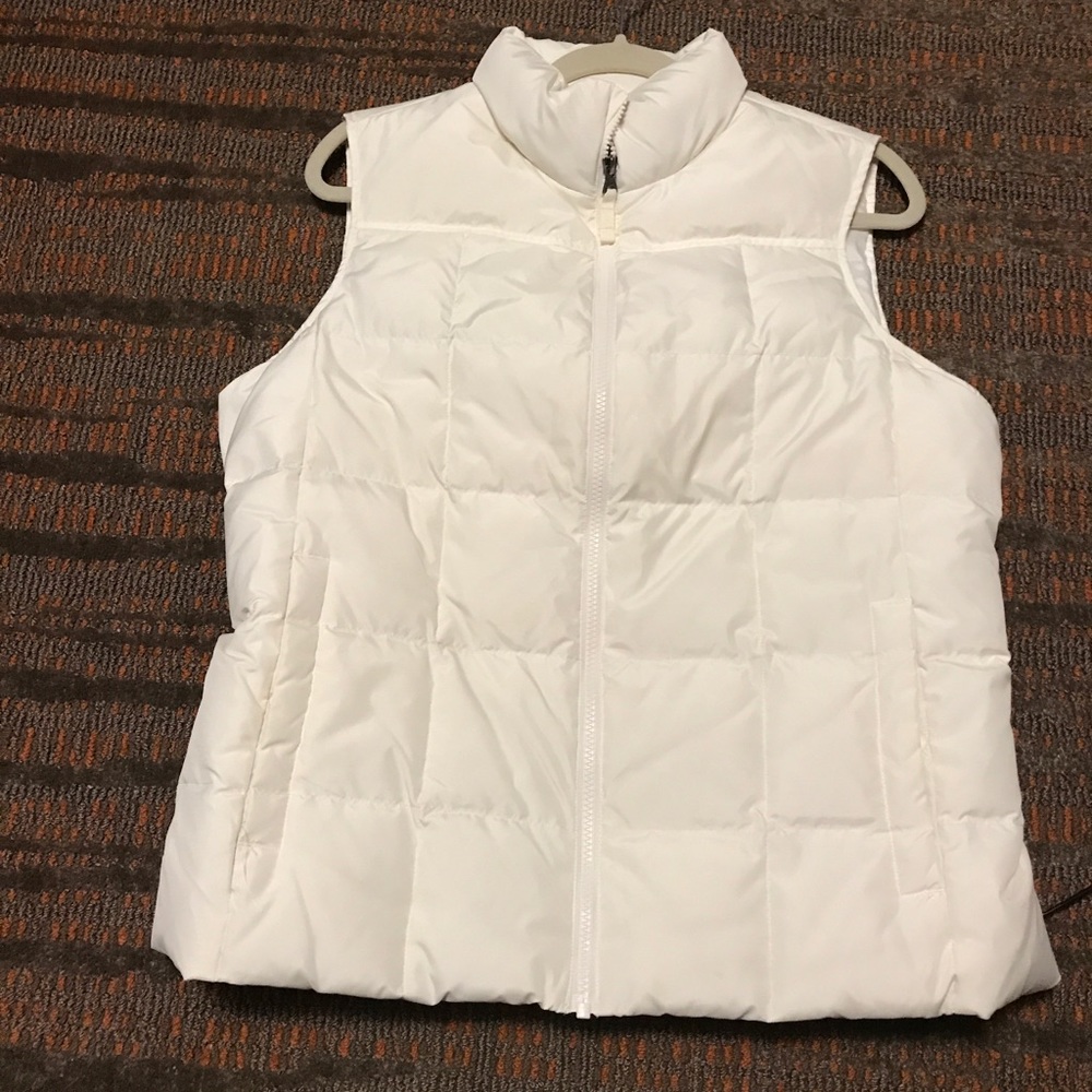 ON SALE | Lands End Women’s Vest